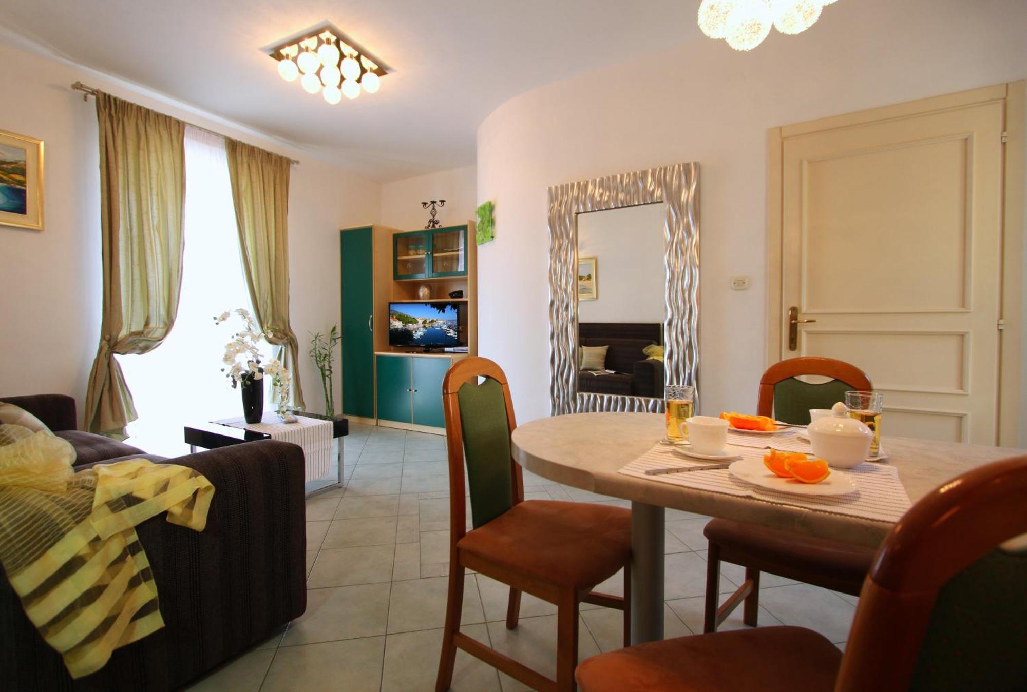 Story Apartment